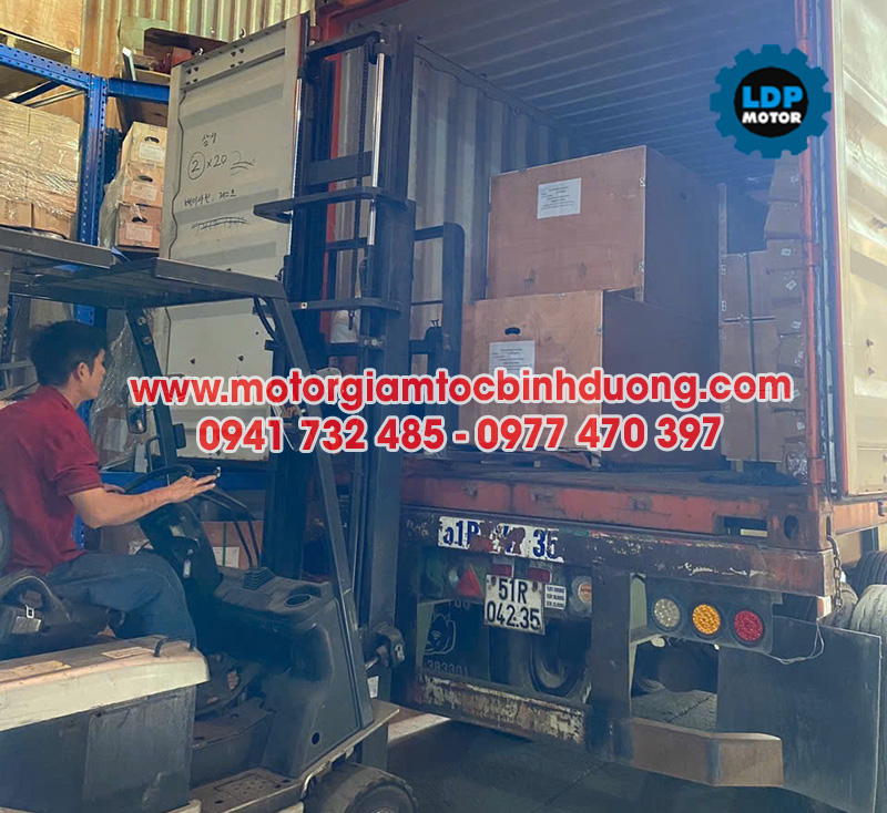 cung-cap-motor-giam-toc-houle-gia-re